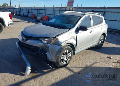 2016 Toyota Rav4 Le z USA, uszkodzony, nr VIN 2T3ZFREV8GW296938